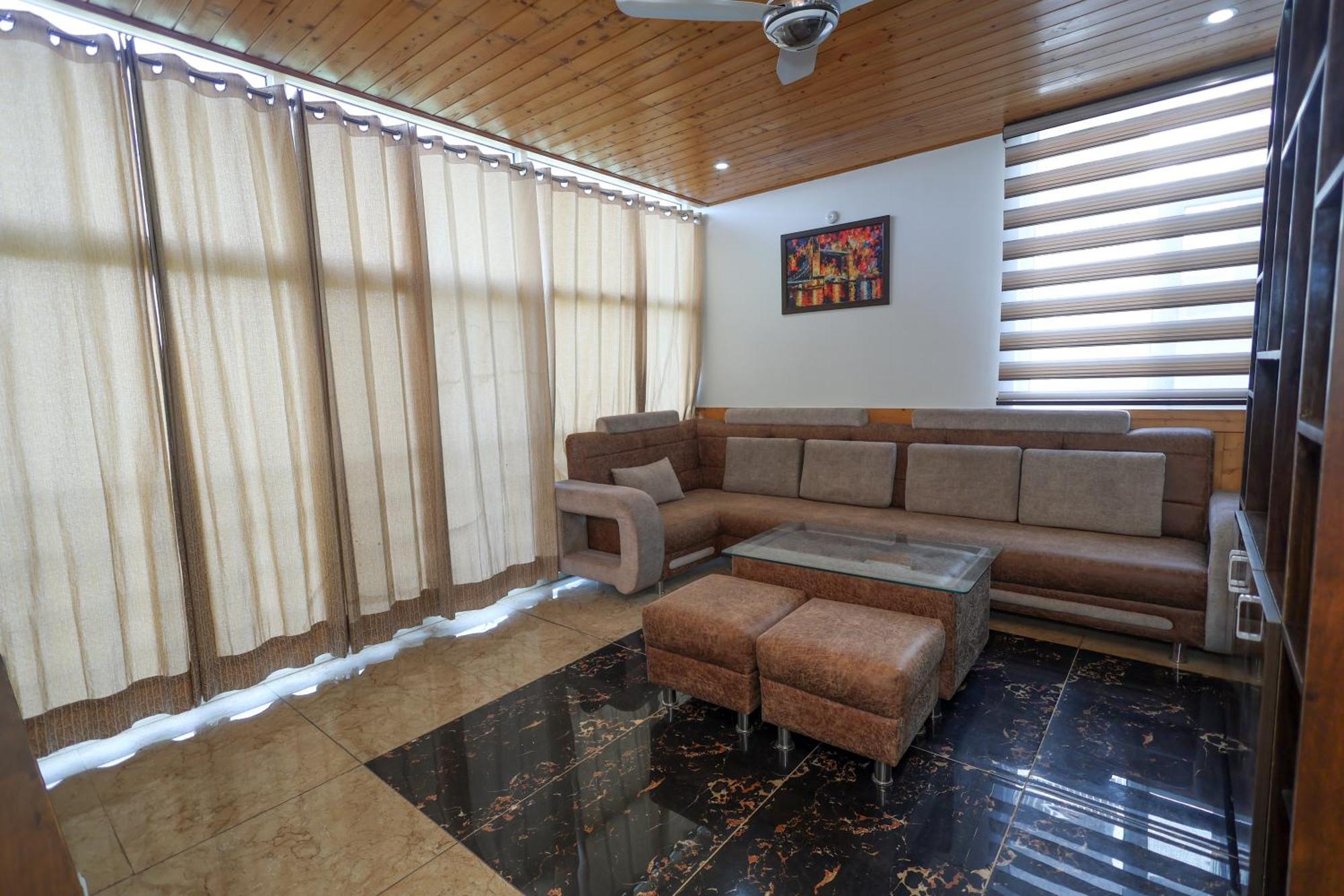 Cozy Heavenn 2Bhk I Kasauli I Mountain View 93O68I282O Apartment Ngoại thất bức ảnh